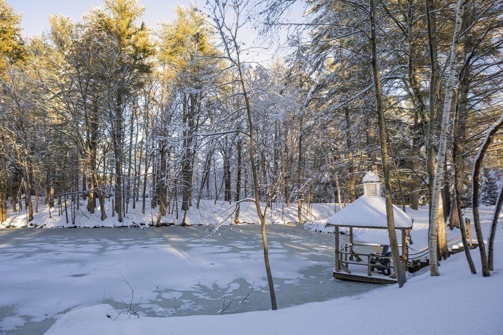 316 Lindsay Pond Rd
