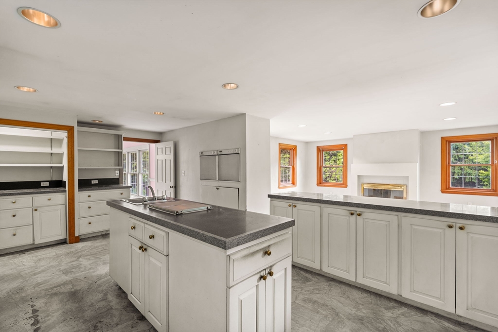 70 Baker Ave
