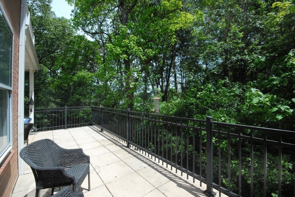 95 Conant St # 202