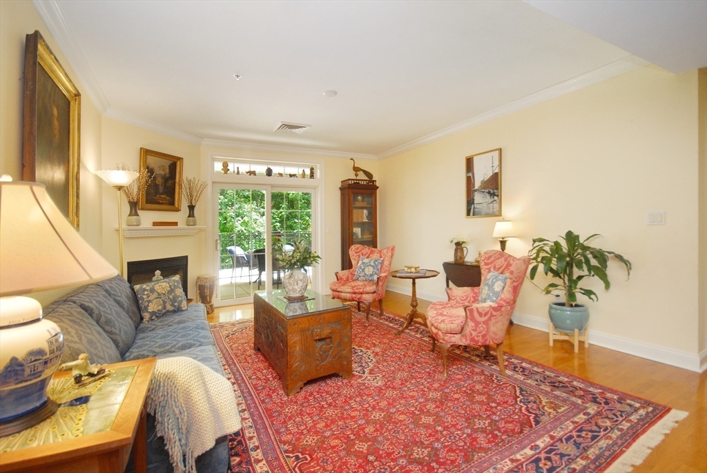 95 Conant St # 202