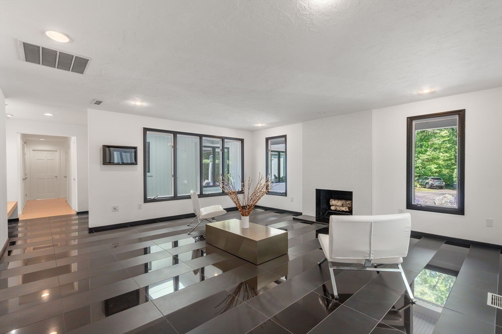 347 Green Street