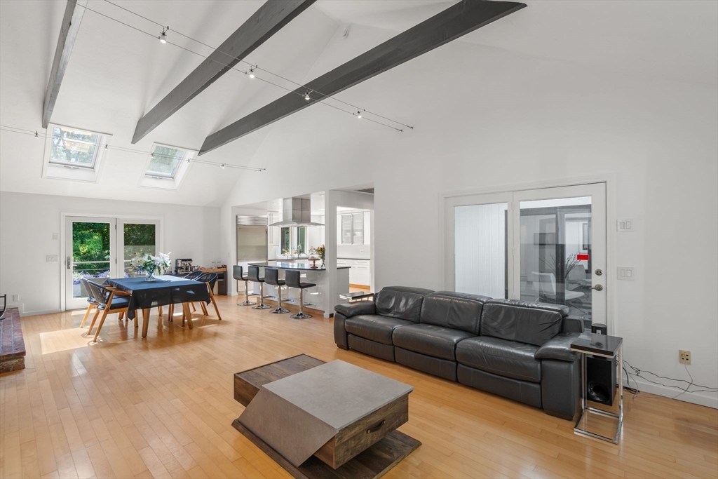 347 Green Street