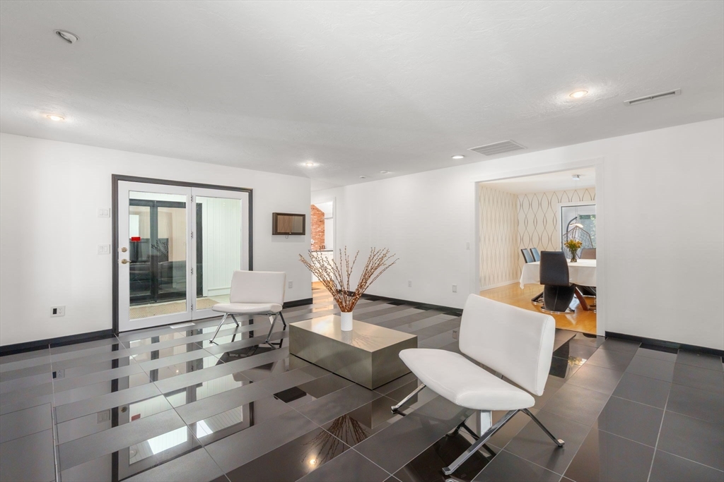 347 Green Street