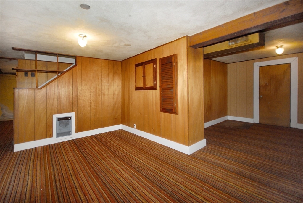12 Edgewood Rd