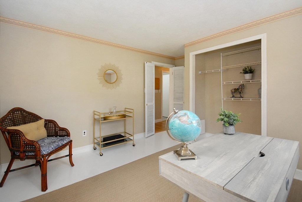 12 Edgewood Rd