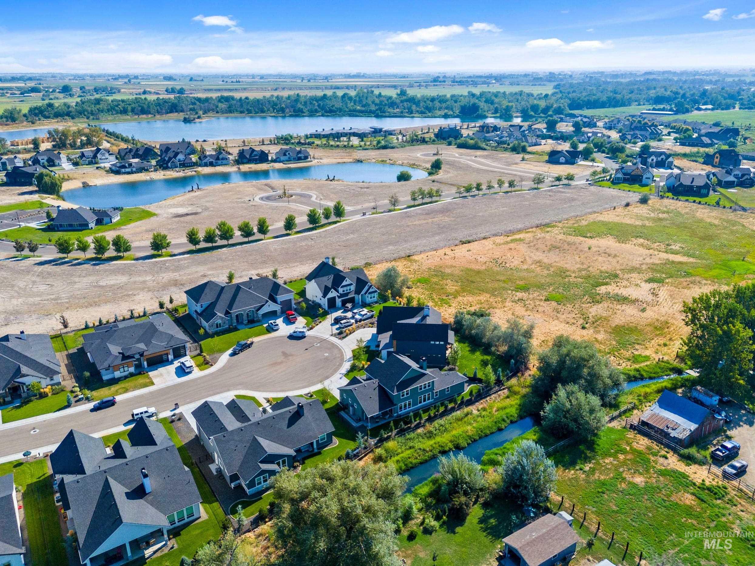 6380 Chateau Ct