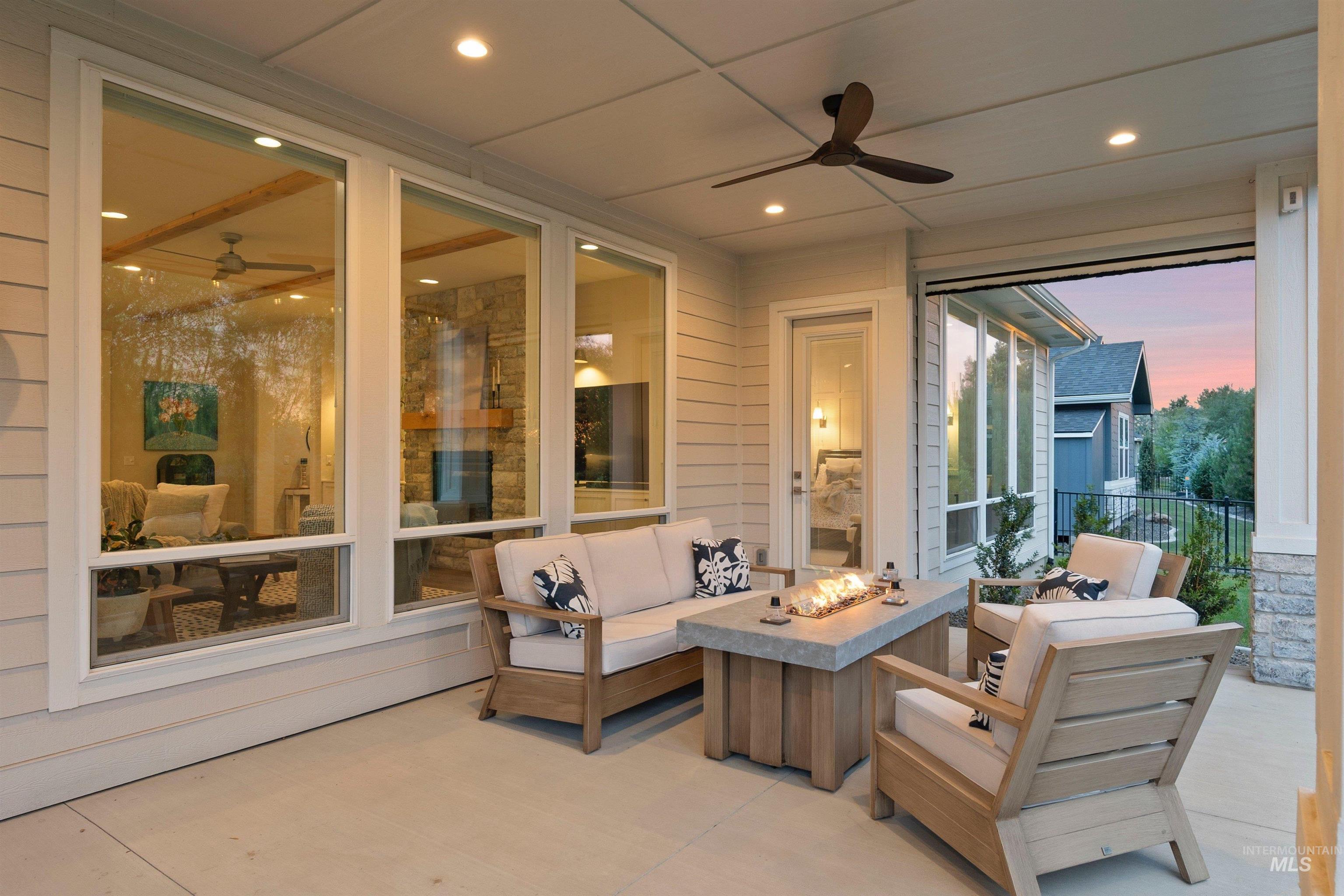 6334 Chateau Ct