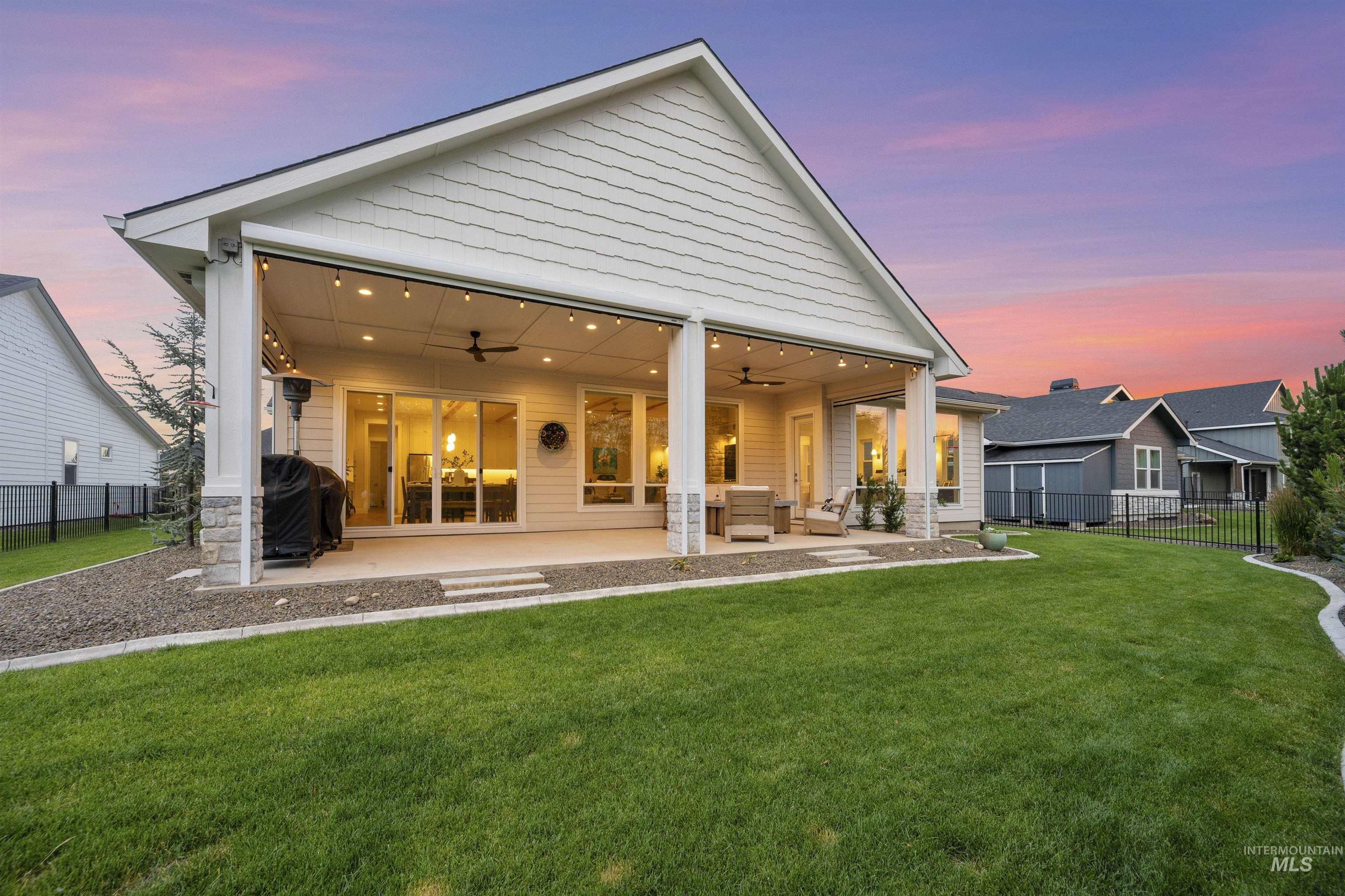 6334 Chateau Ct