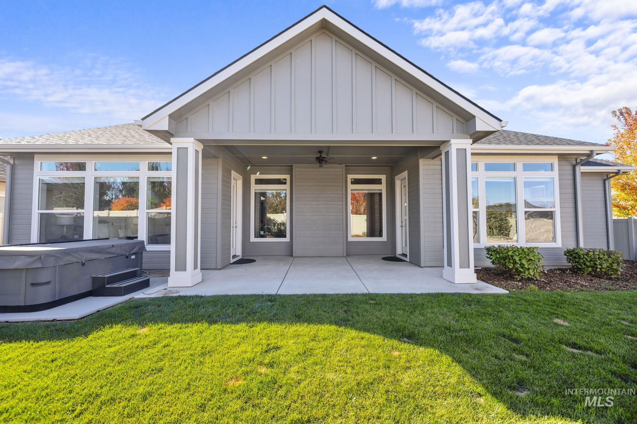 8898 S La Pampa Way