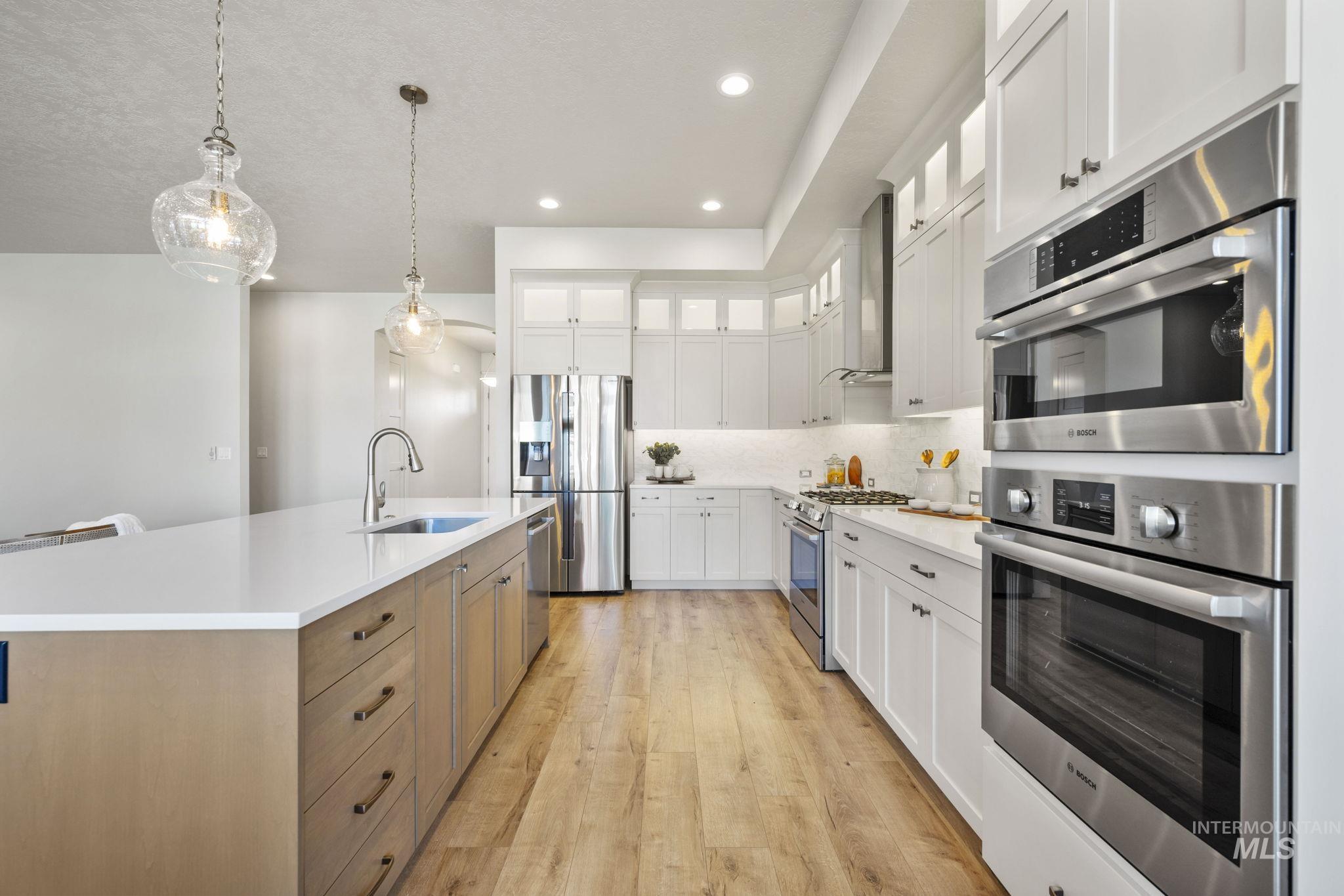 8898 S La Pampa Way
