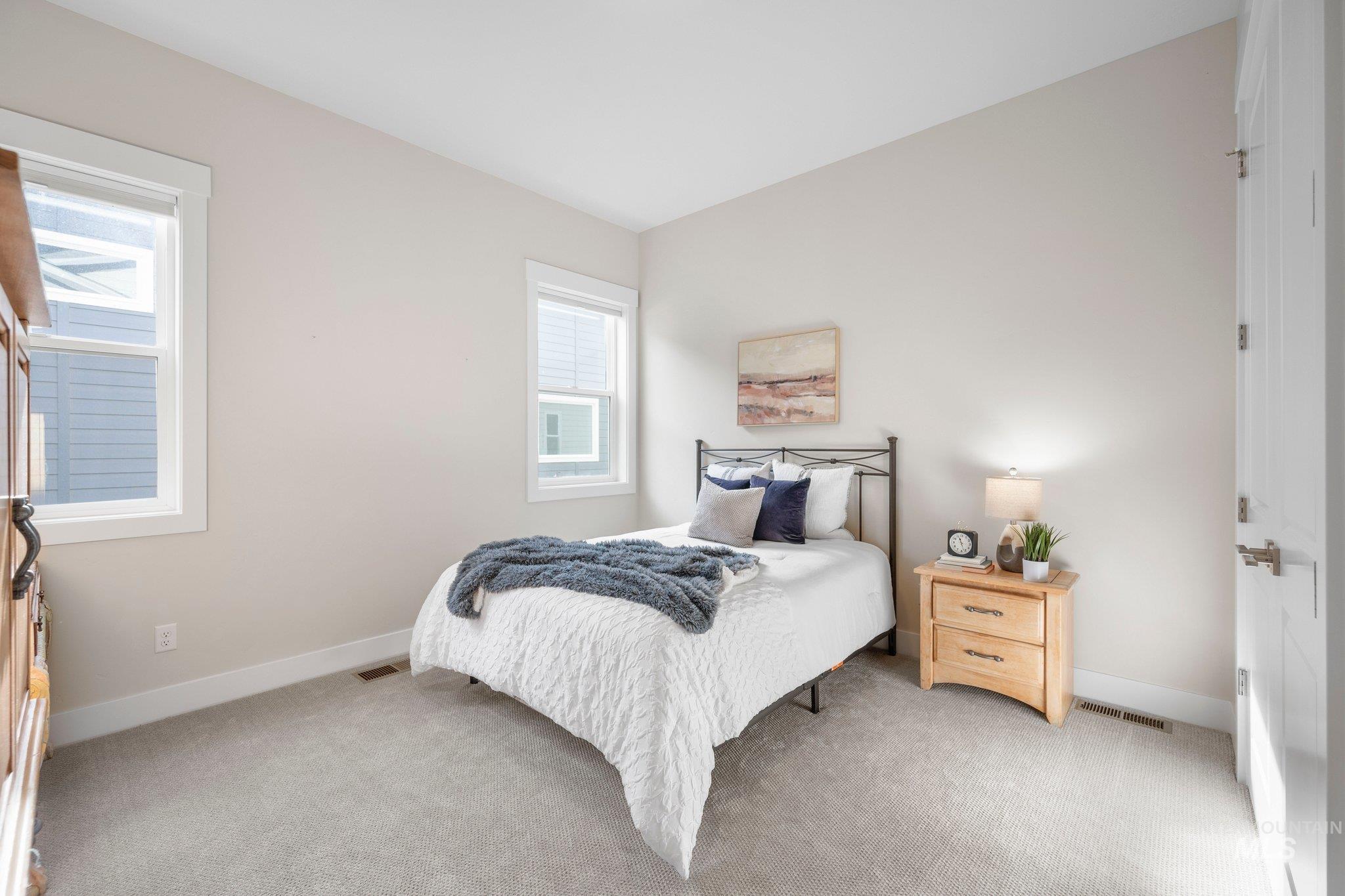 6334 Chateau Ct