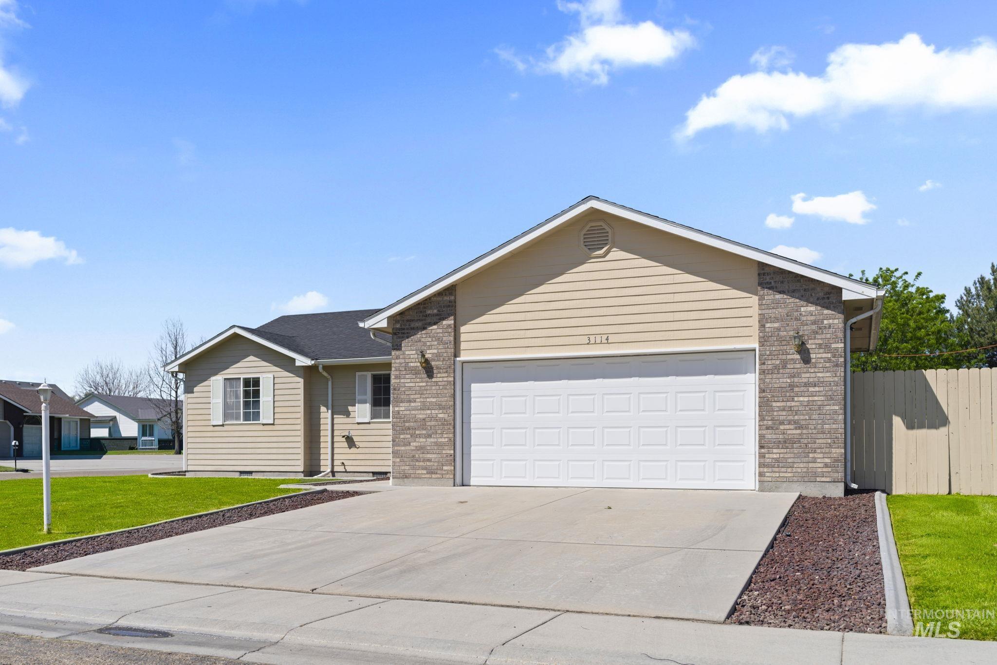 3114 Sunridge Dr