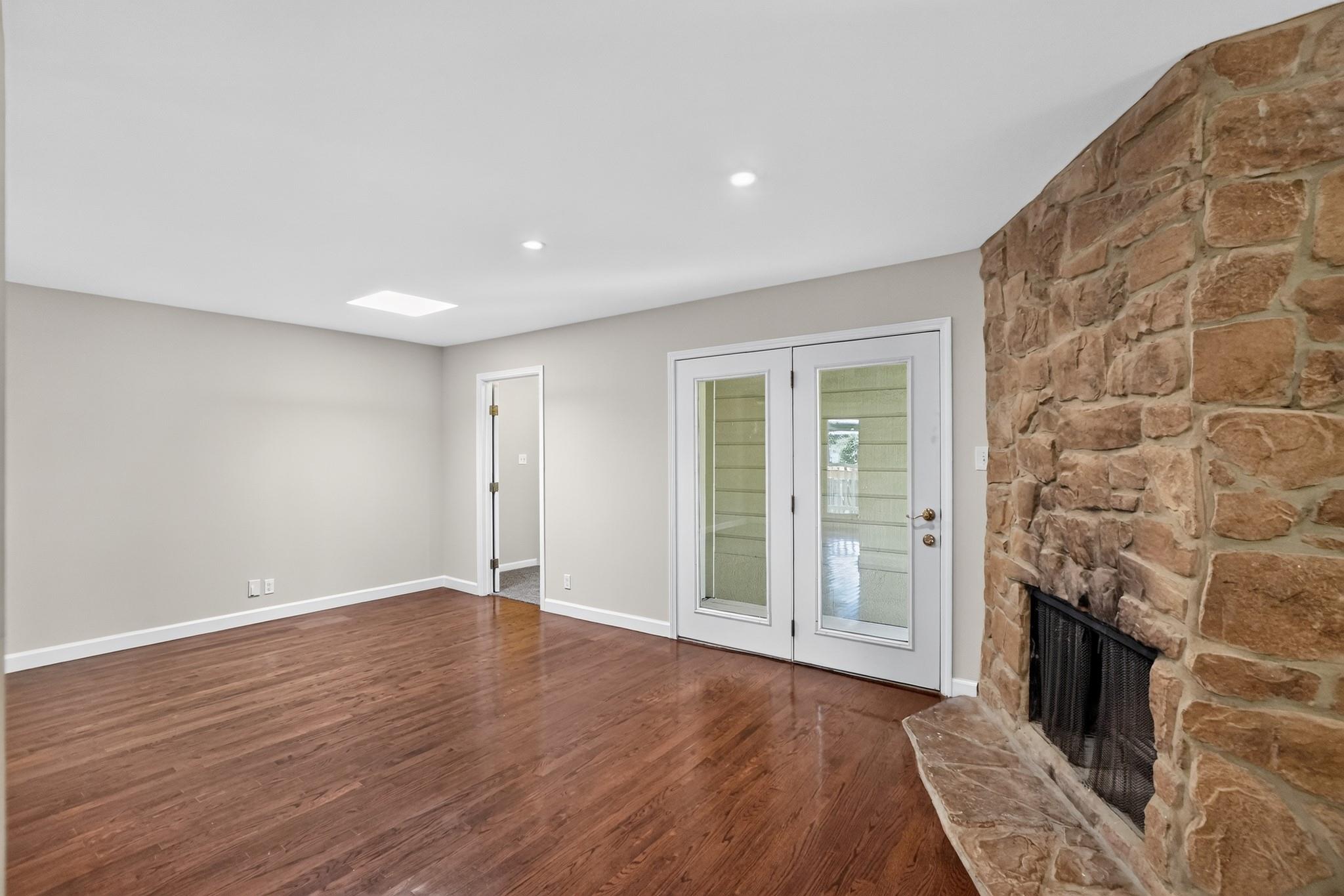 2113 Rabb RD
