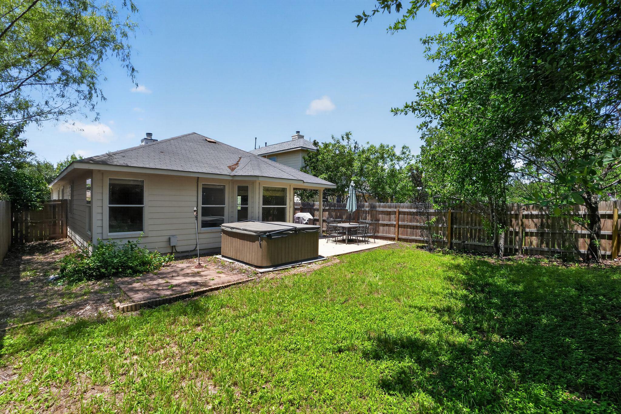 8521 Chick Pea LN