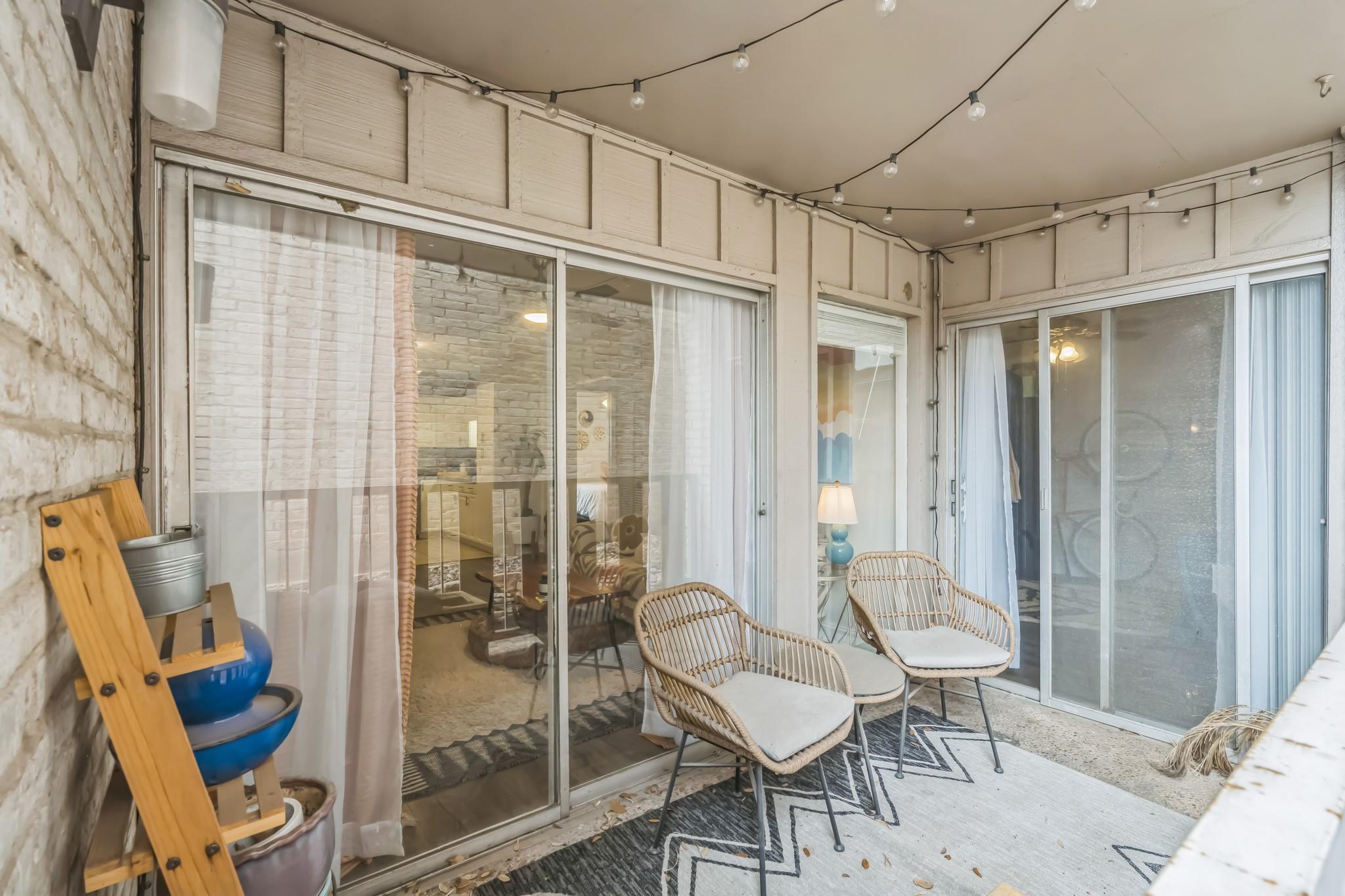 1304 Summit ST # 107