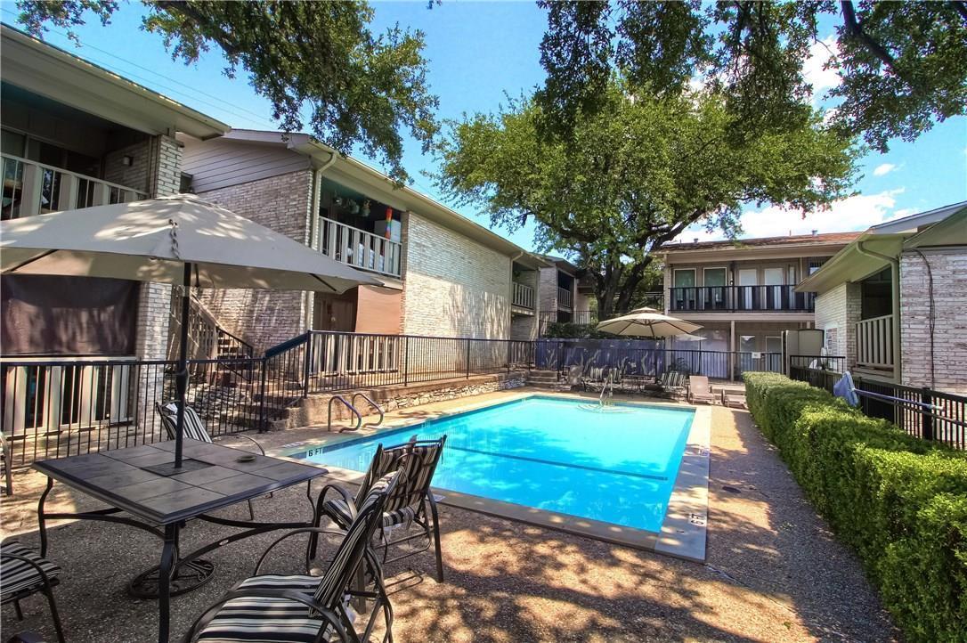 1304 Summit ST # 107