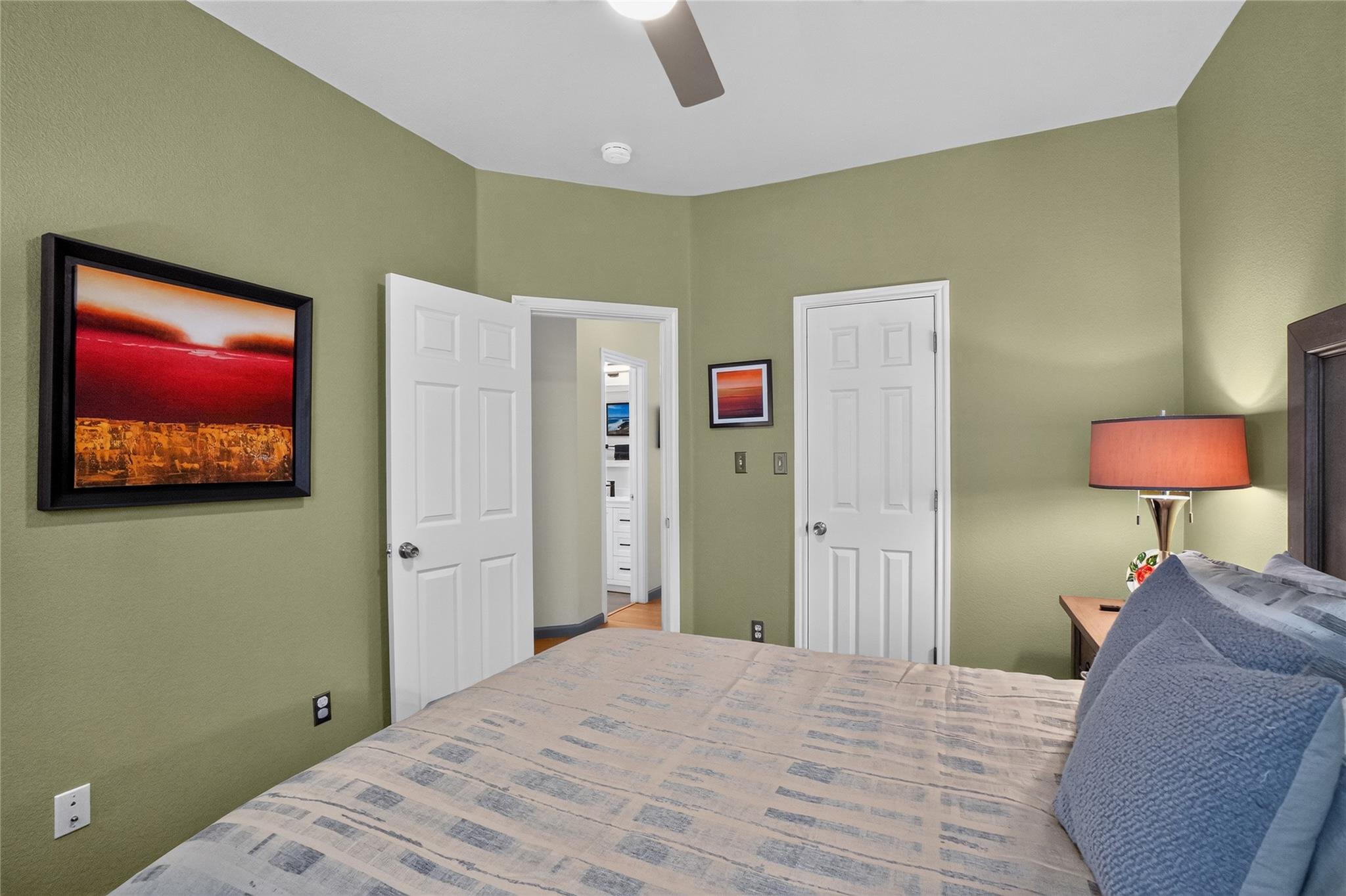 2713 Kinney Oaks CT