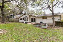 2203 Farnswood CIR