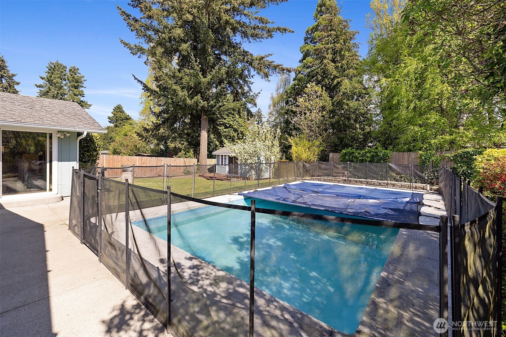 1313 N Lenore Drive