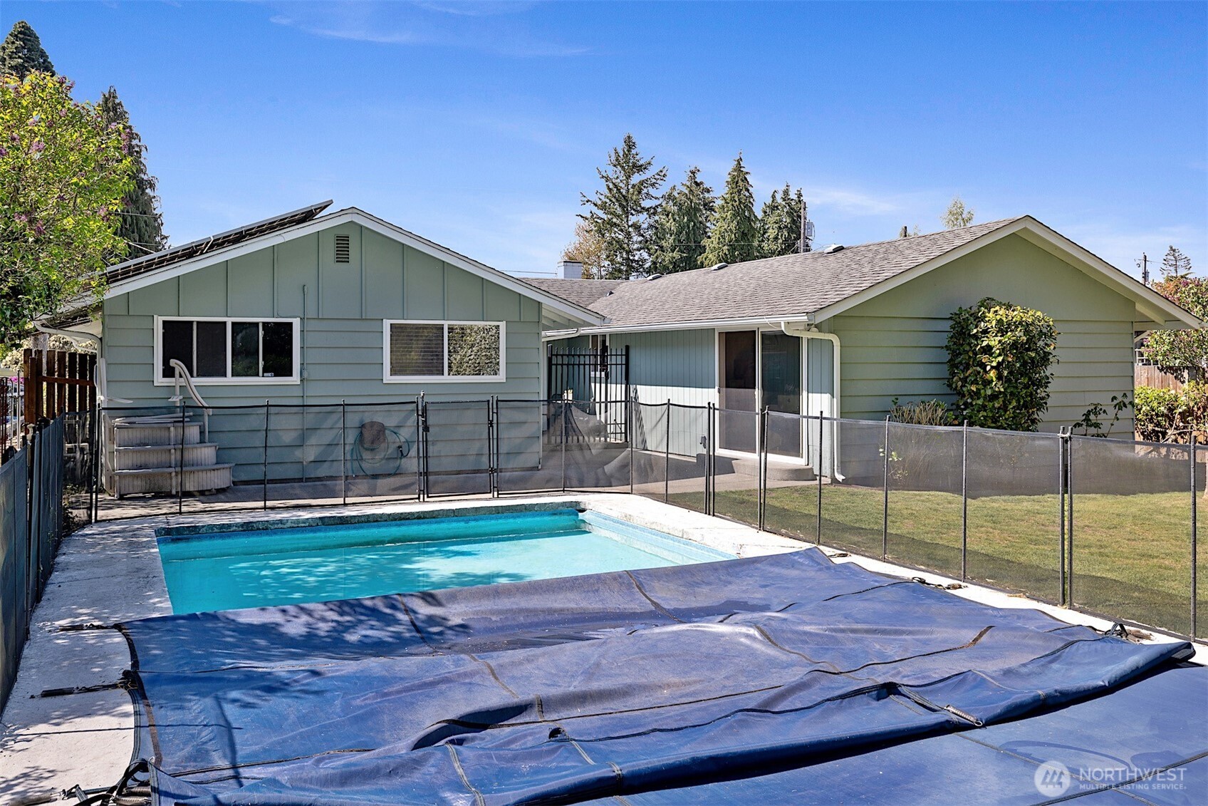1313 N Lenore Drive