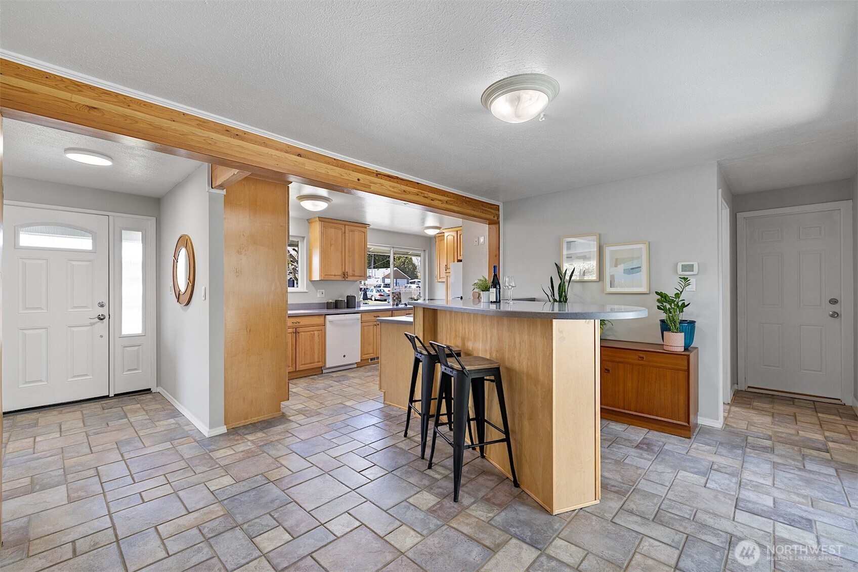 1313 N Lenore Drive