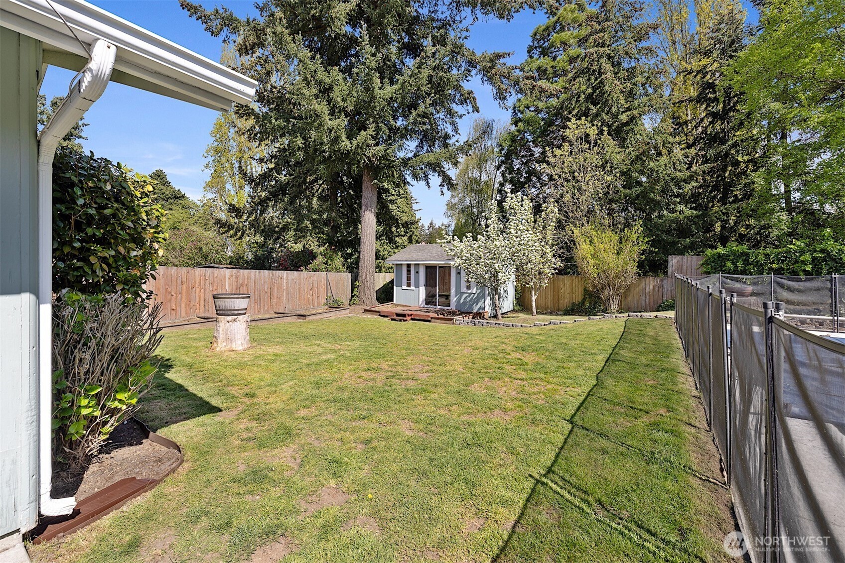 1313 N Lenore Drive
