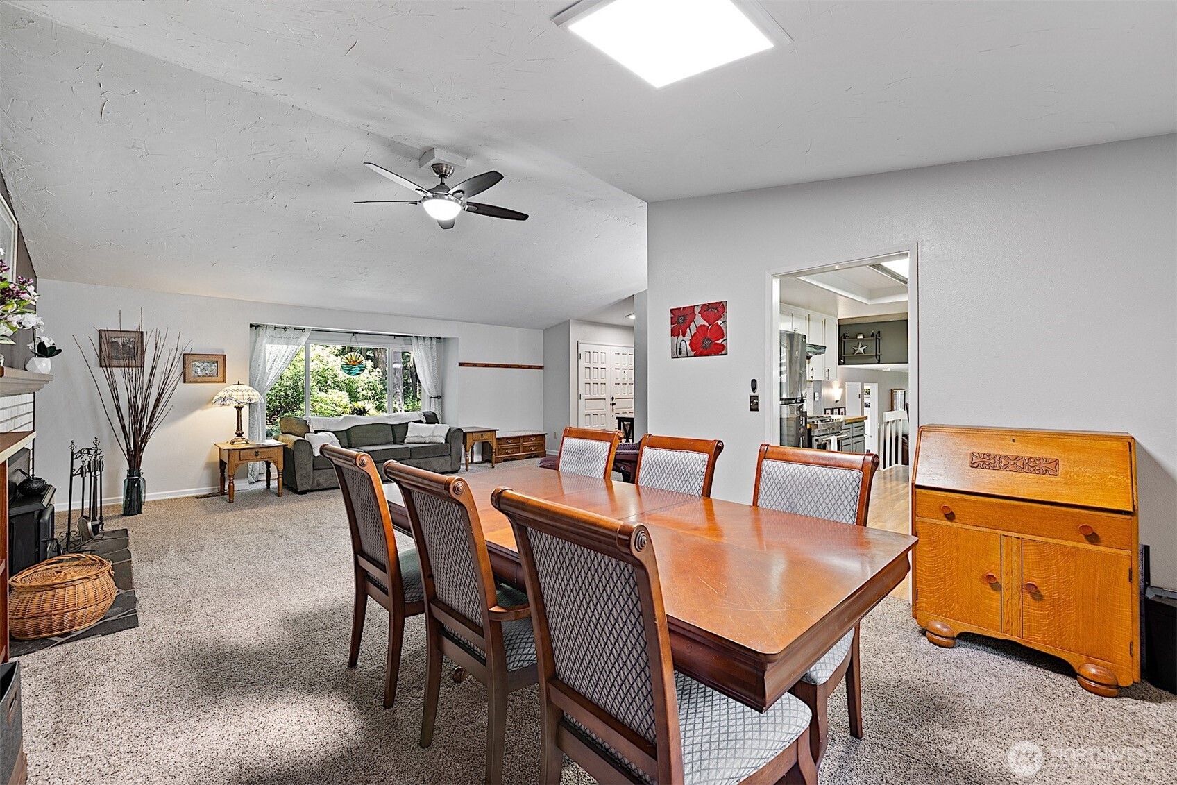 856 Island Boulevard