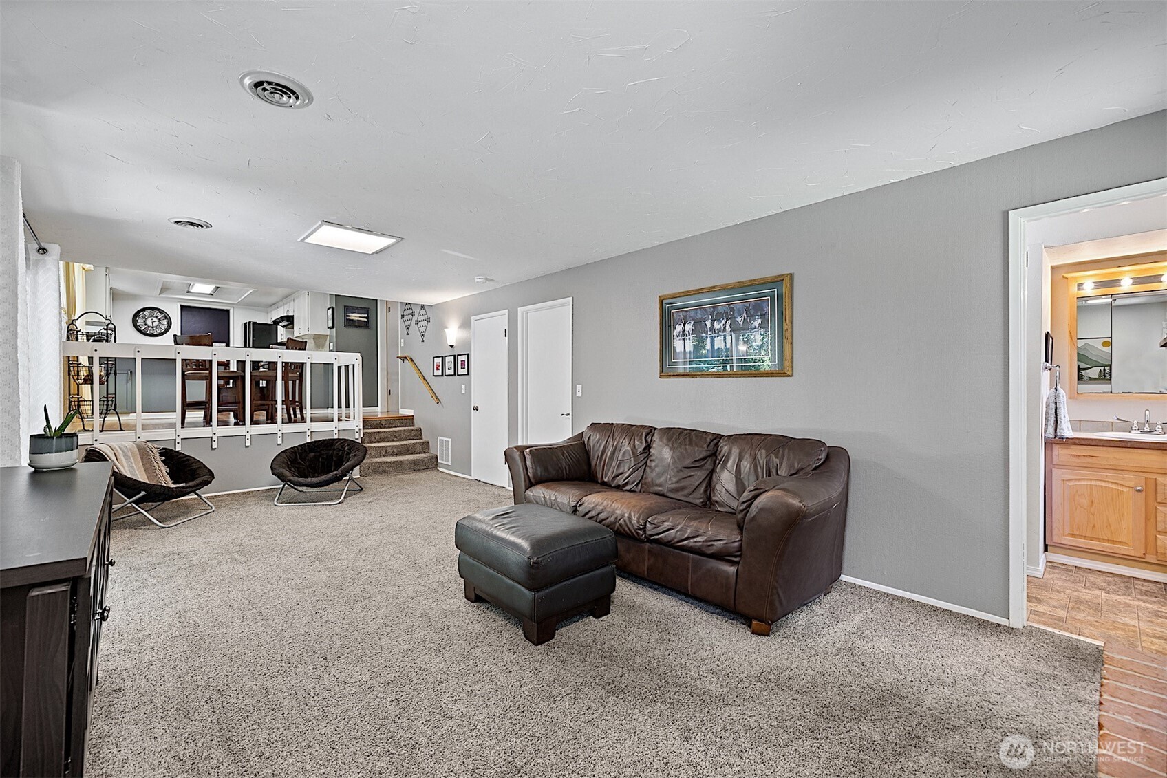 856 Island Boulevard