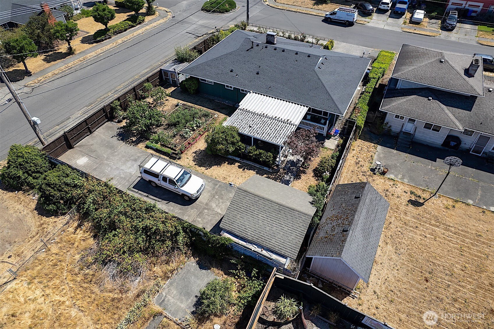 7602 S Alaska Street