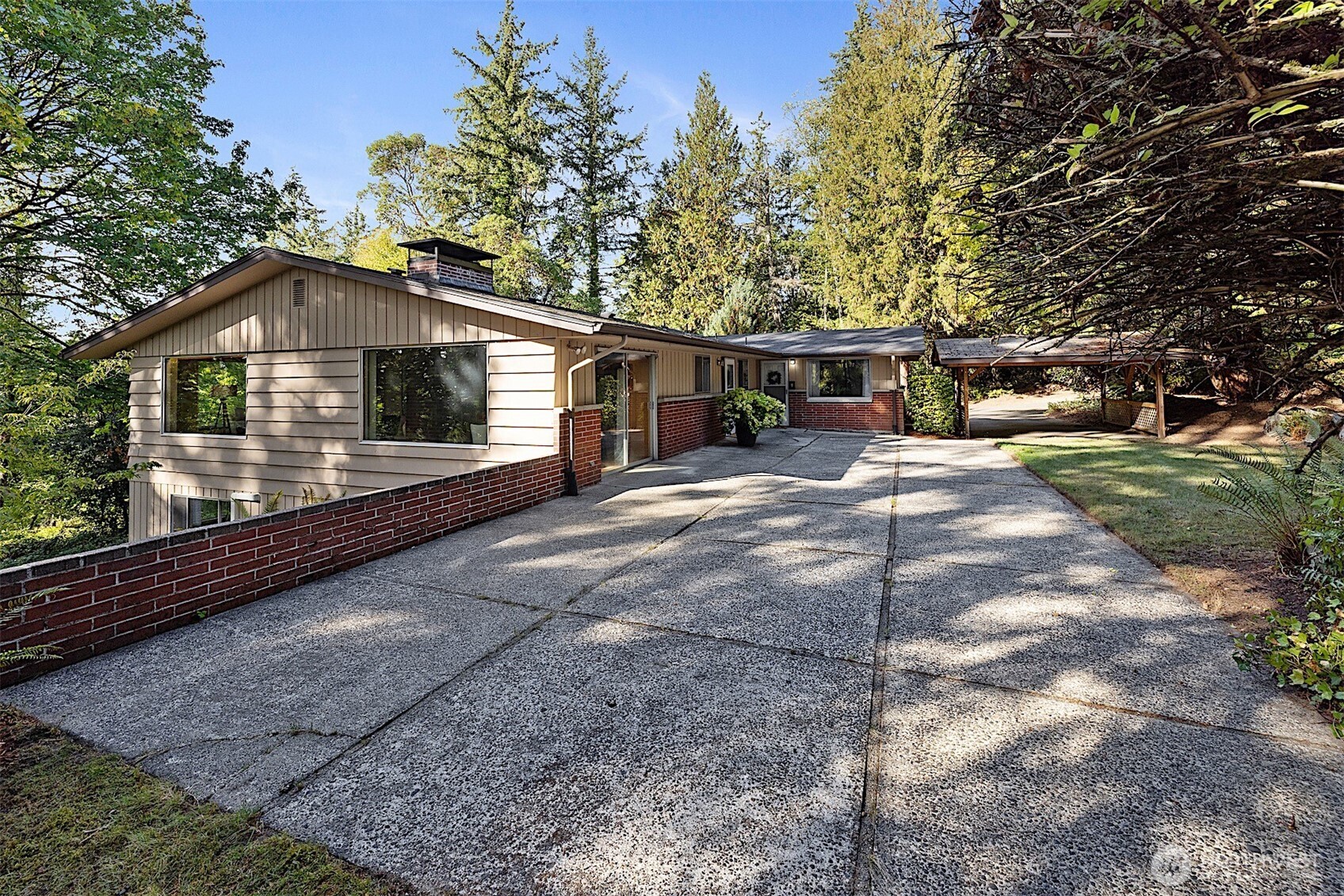 6421 144th Street NW