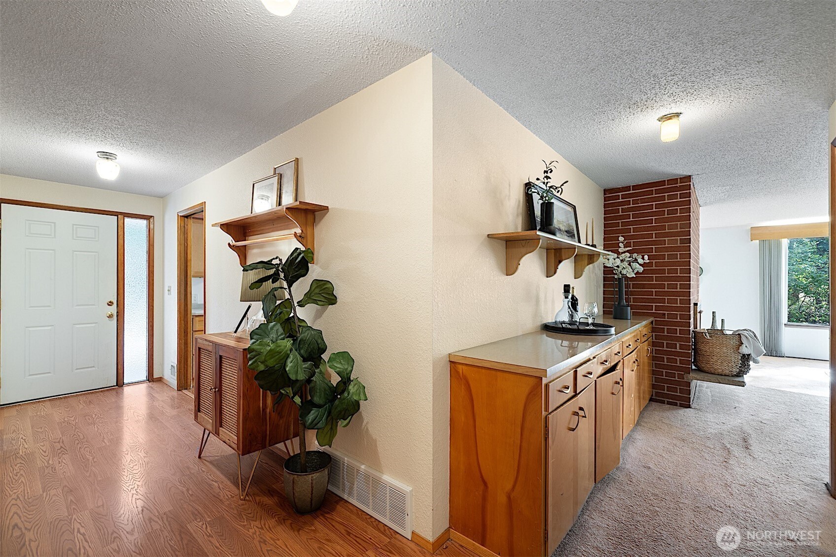 6421 144th Street NW