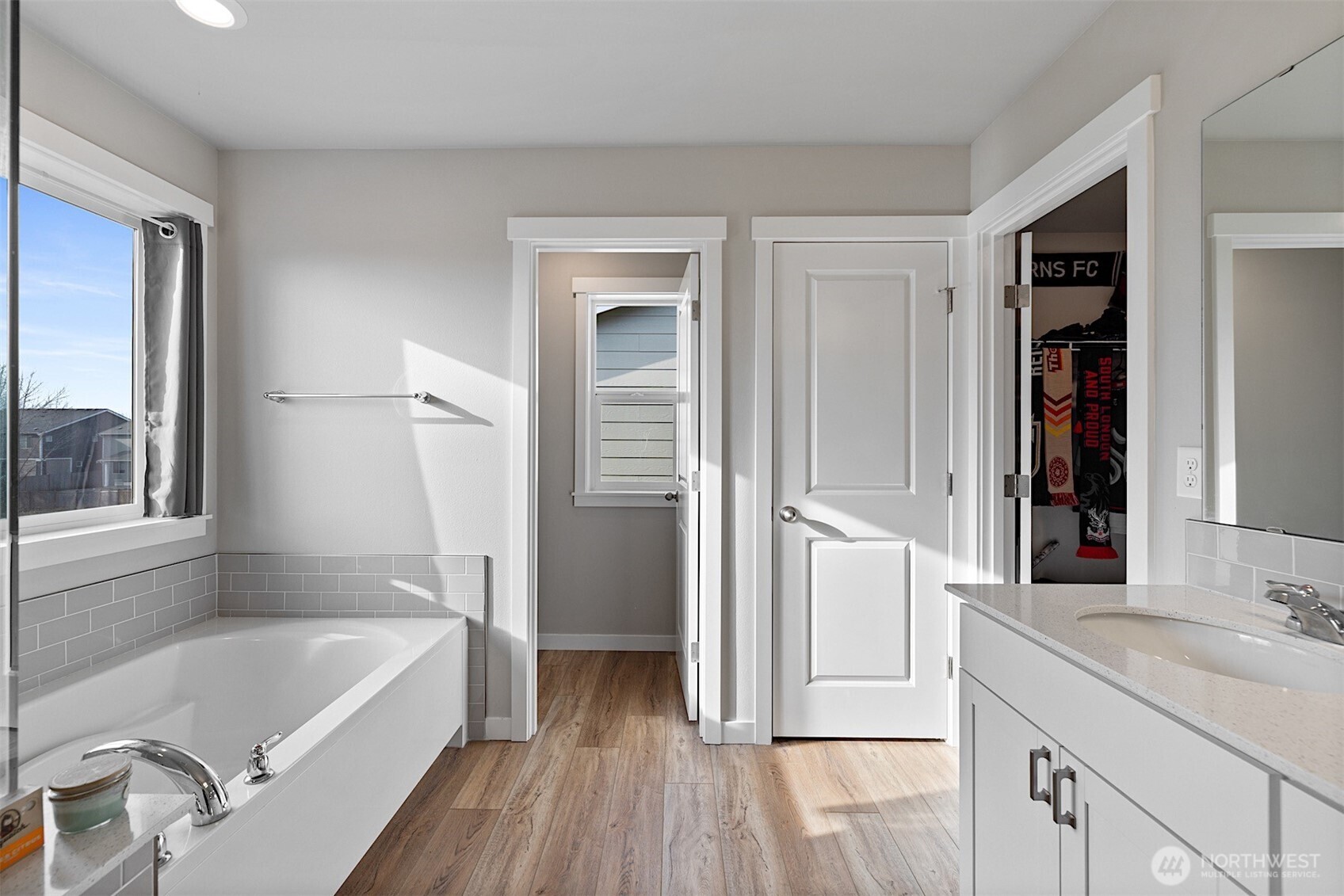1503 27th Street NW