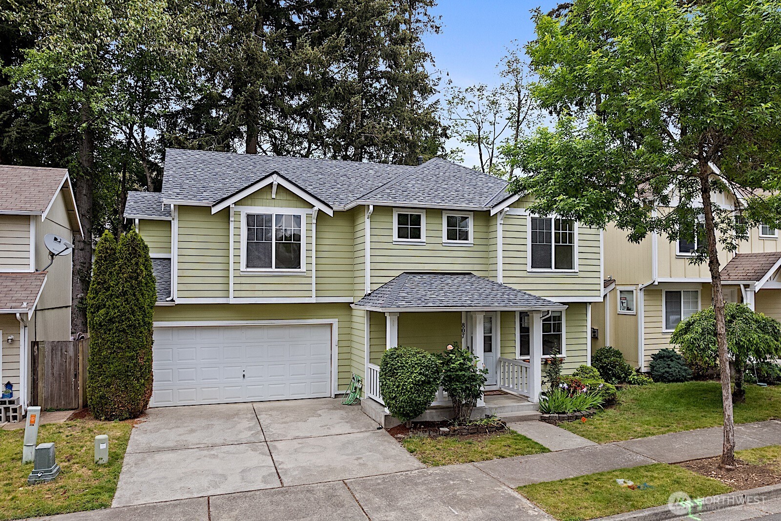 807 29th Avenue SE