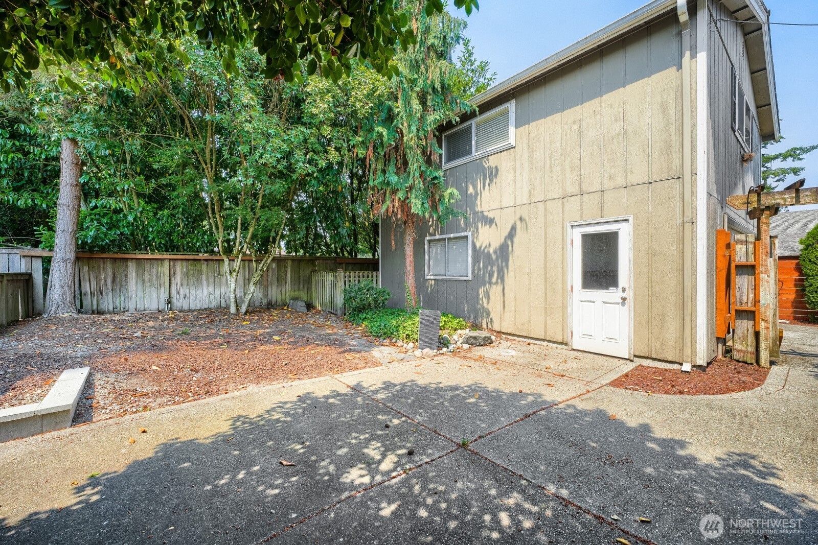 218 Summit Avenue