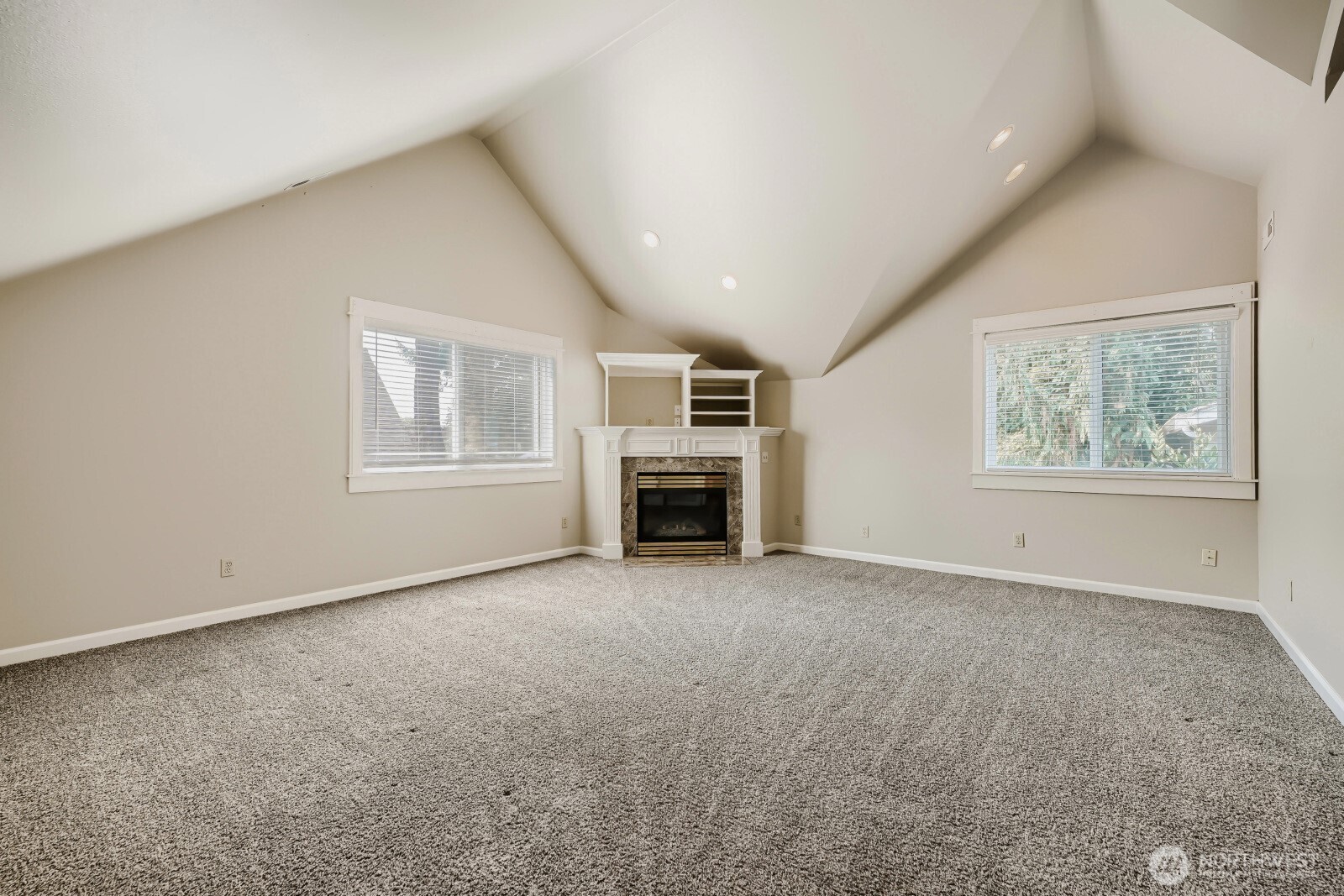 218 Summit Avenue