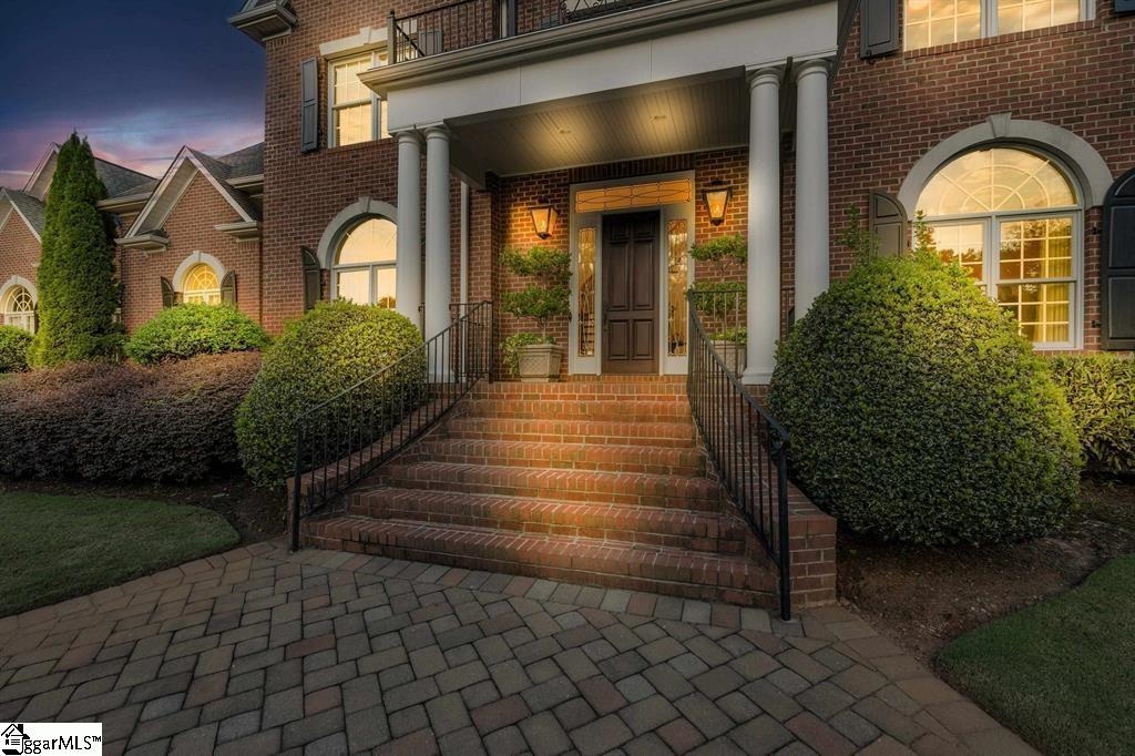 205 Sanders Place
