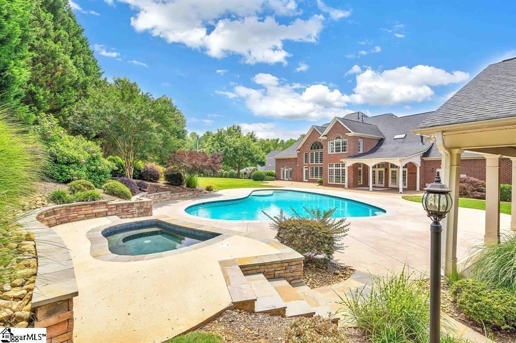 205 Sanders Place