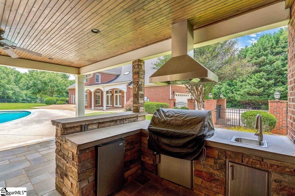 205 Sanders Place