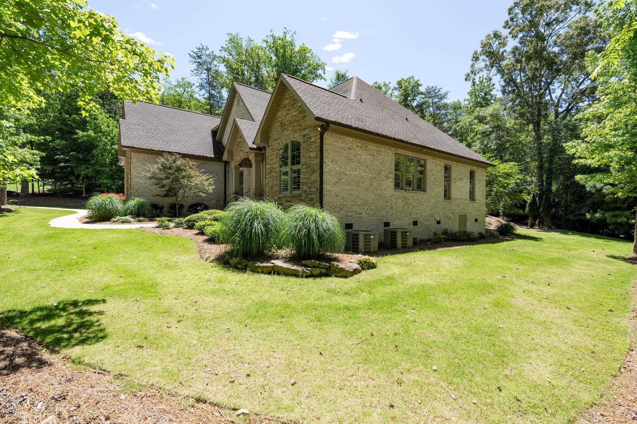 127 Turnberry Drive