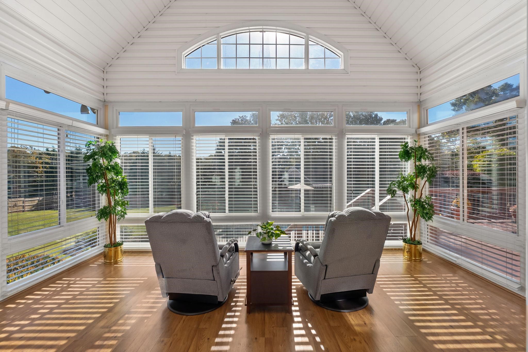 137 Clearcreek Drive