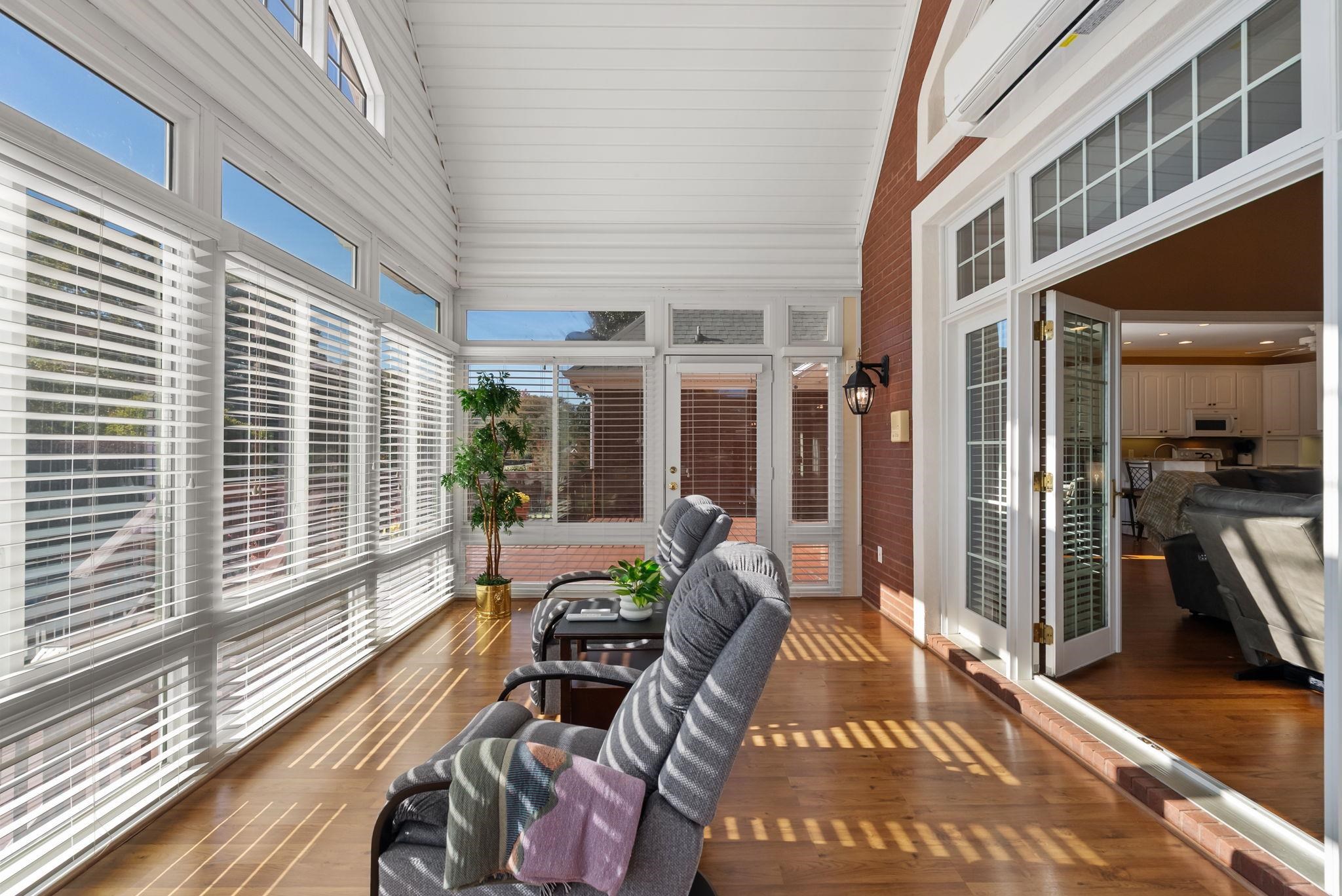 137 Clearcreek Drive