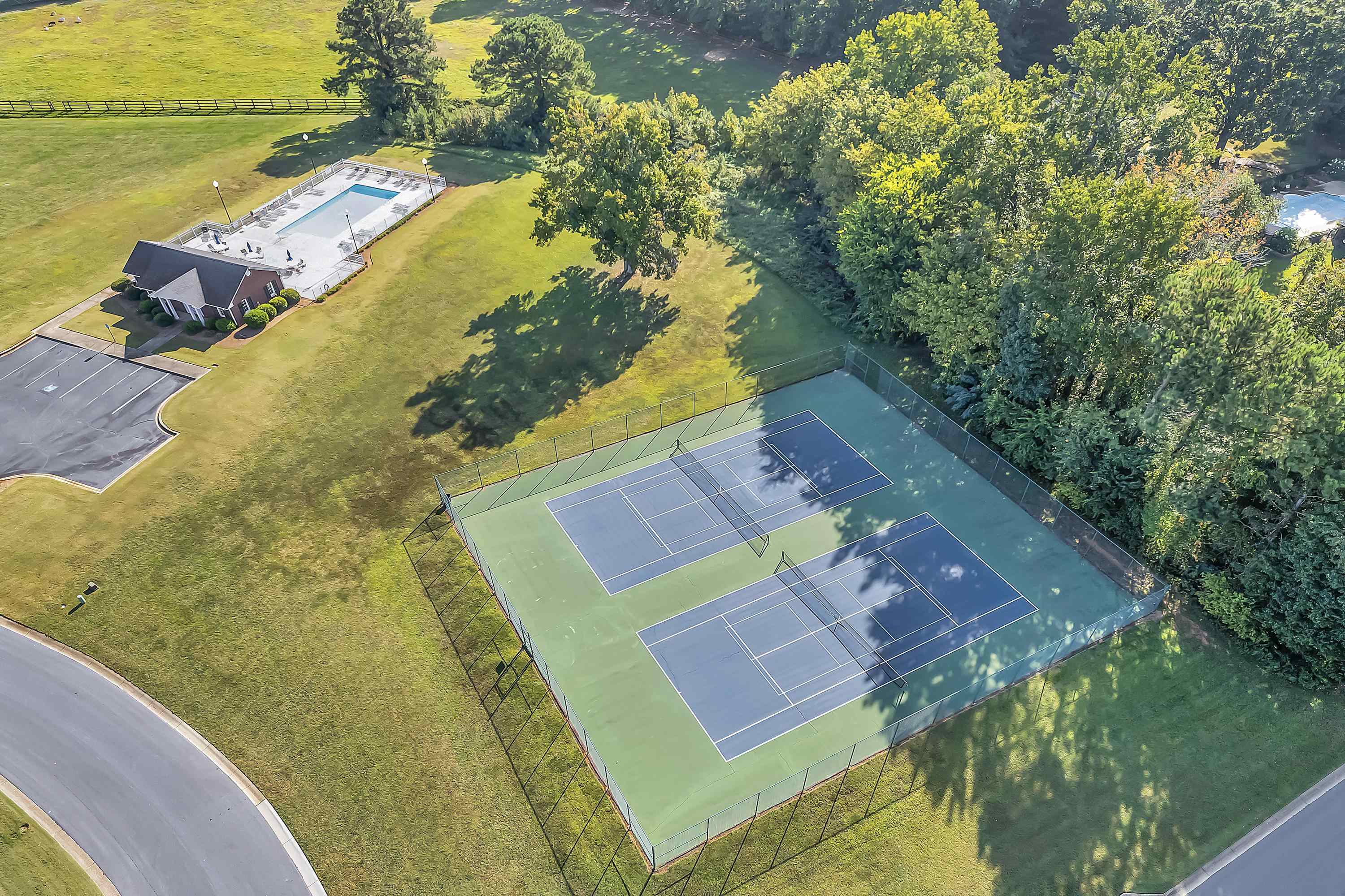 137 Clearcreek Drive