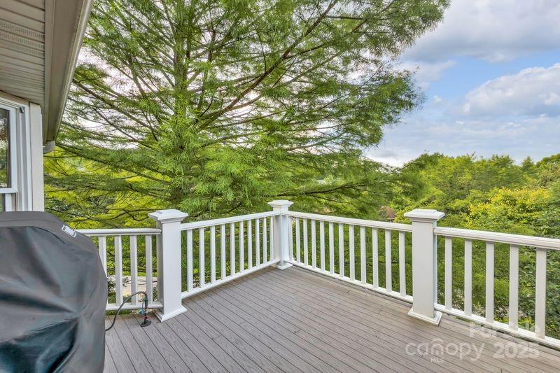 156 Circle Top Drive