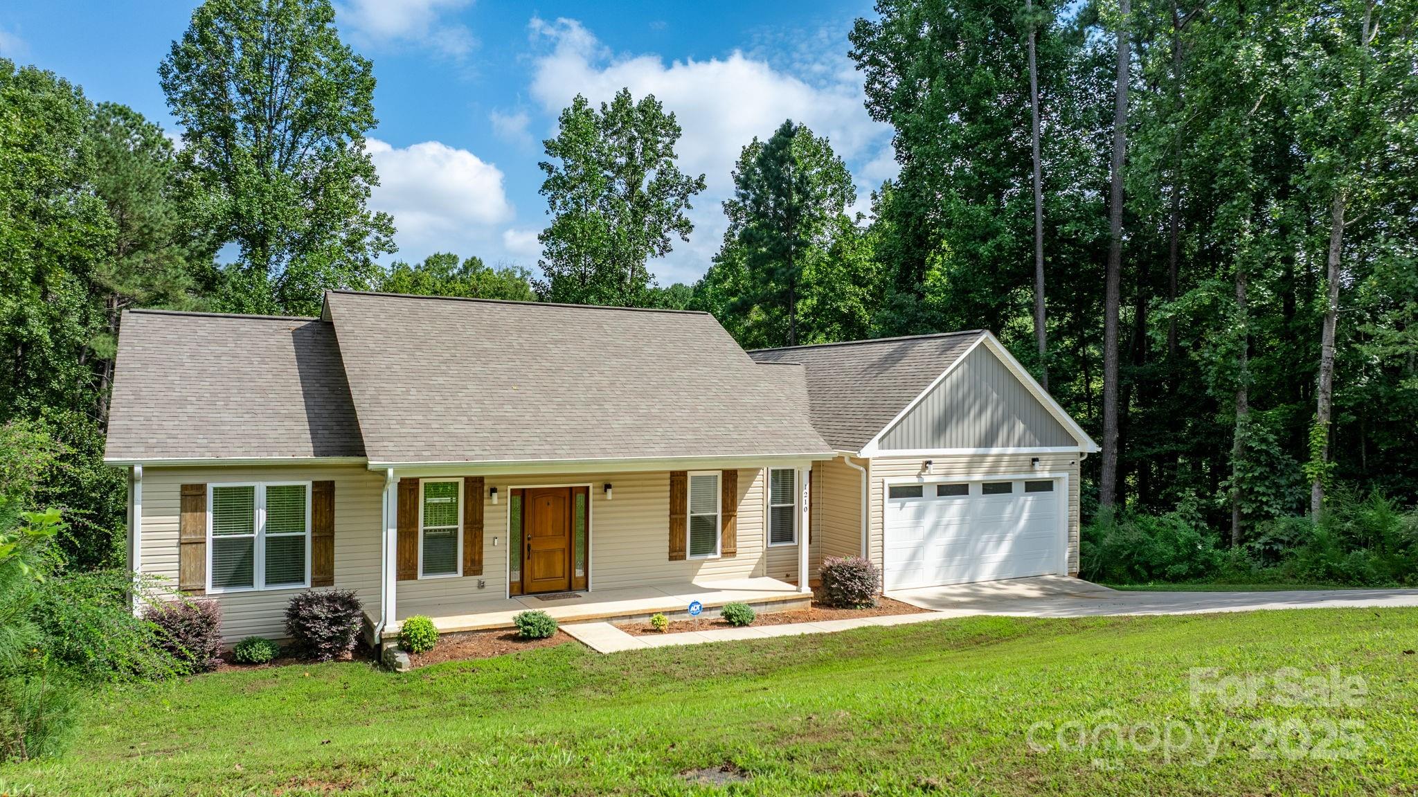 1210 Kensington Circle