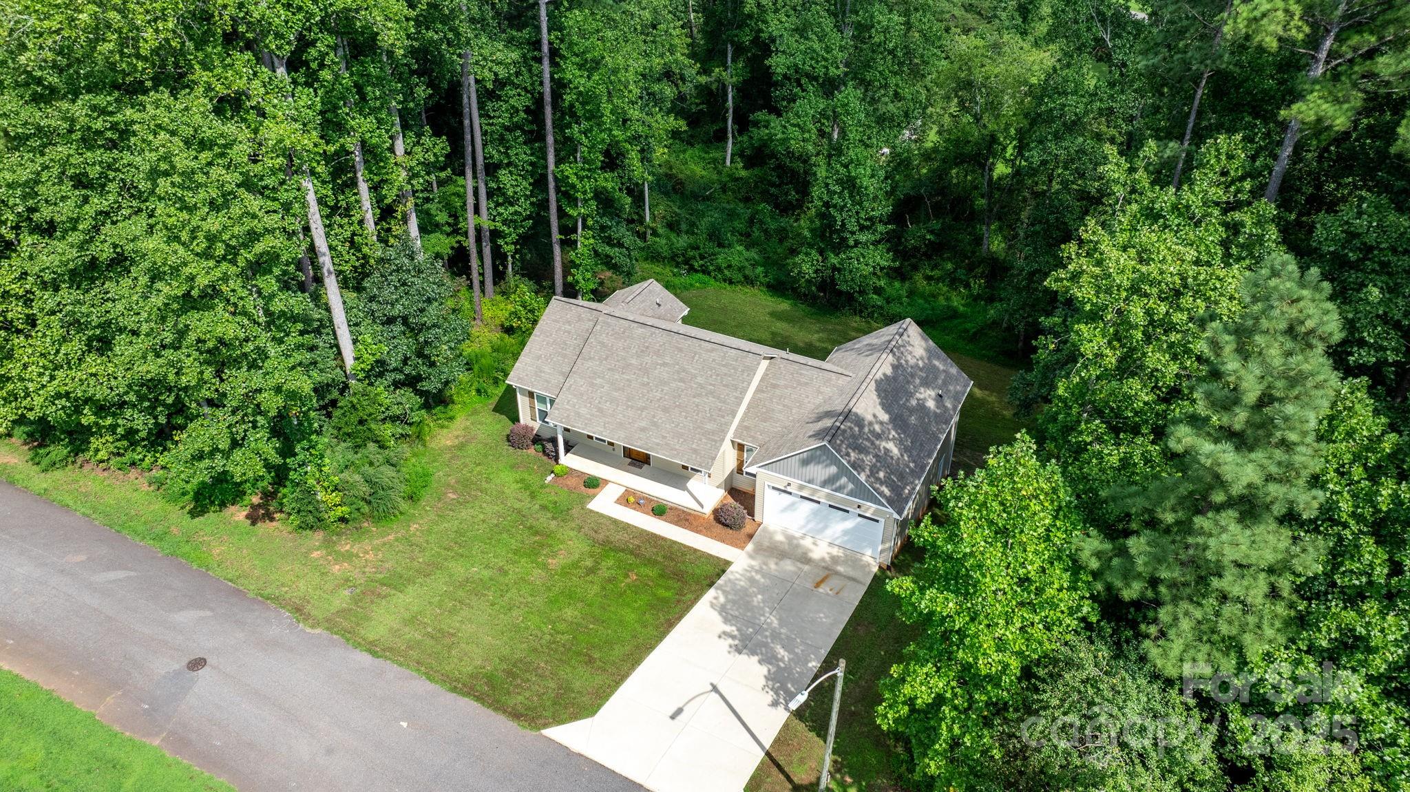 1210 Kensington Circle