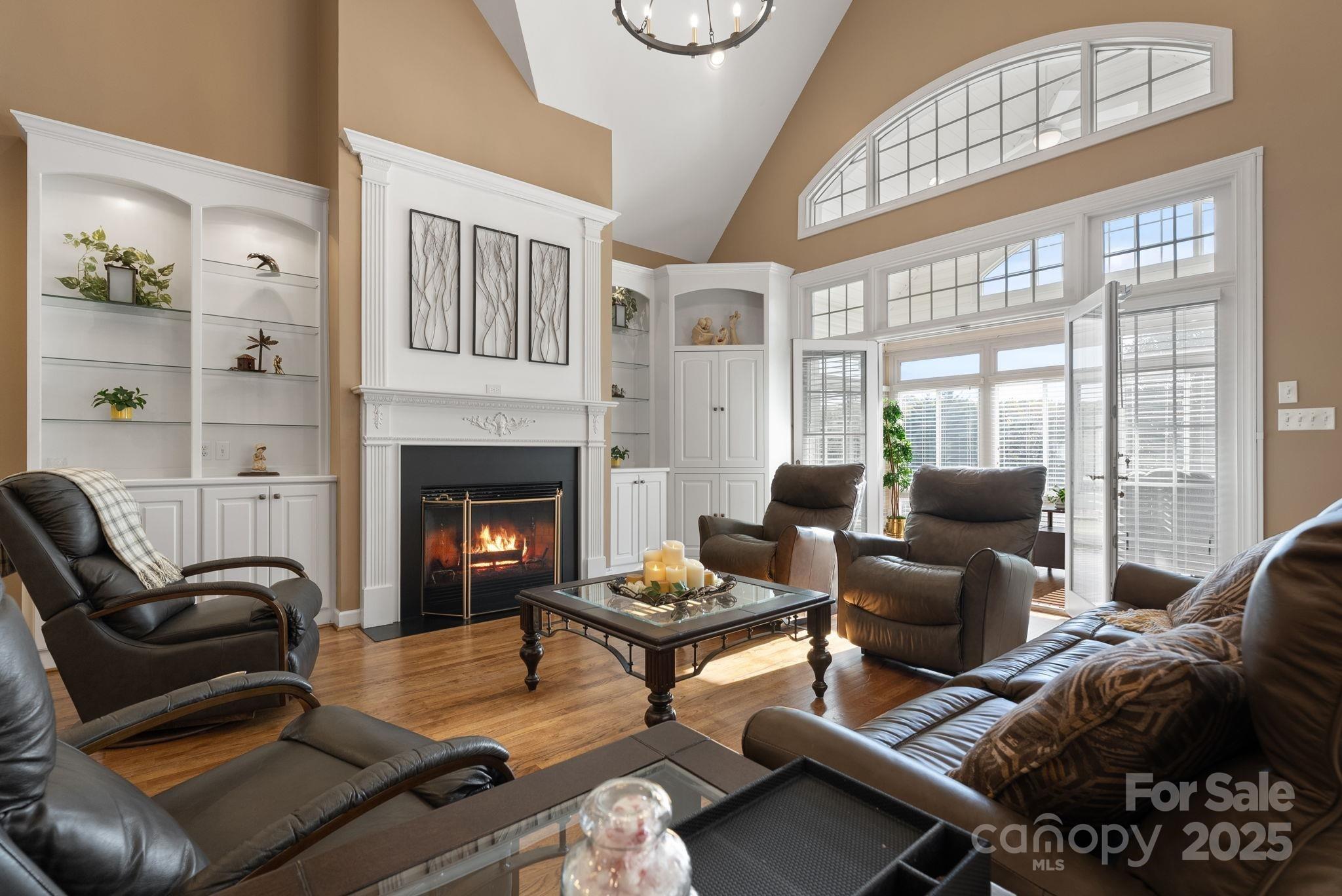 137 Clearcreek Drive