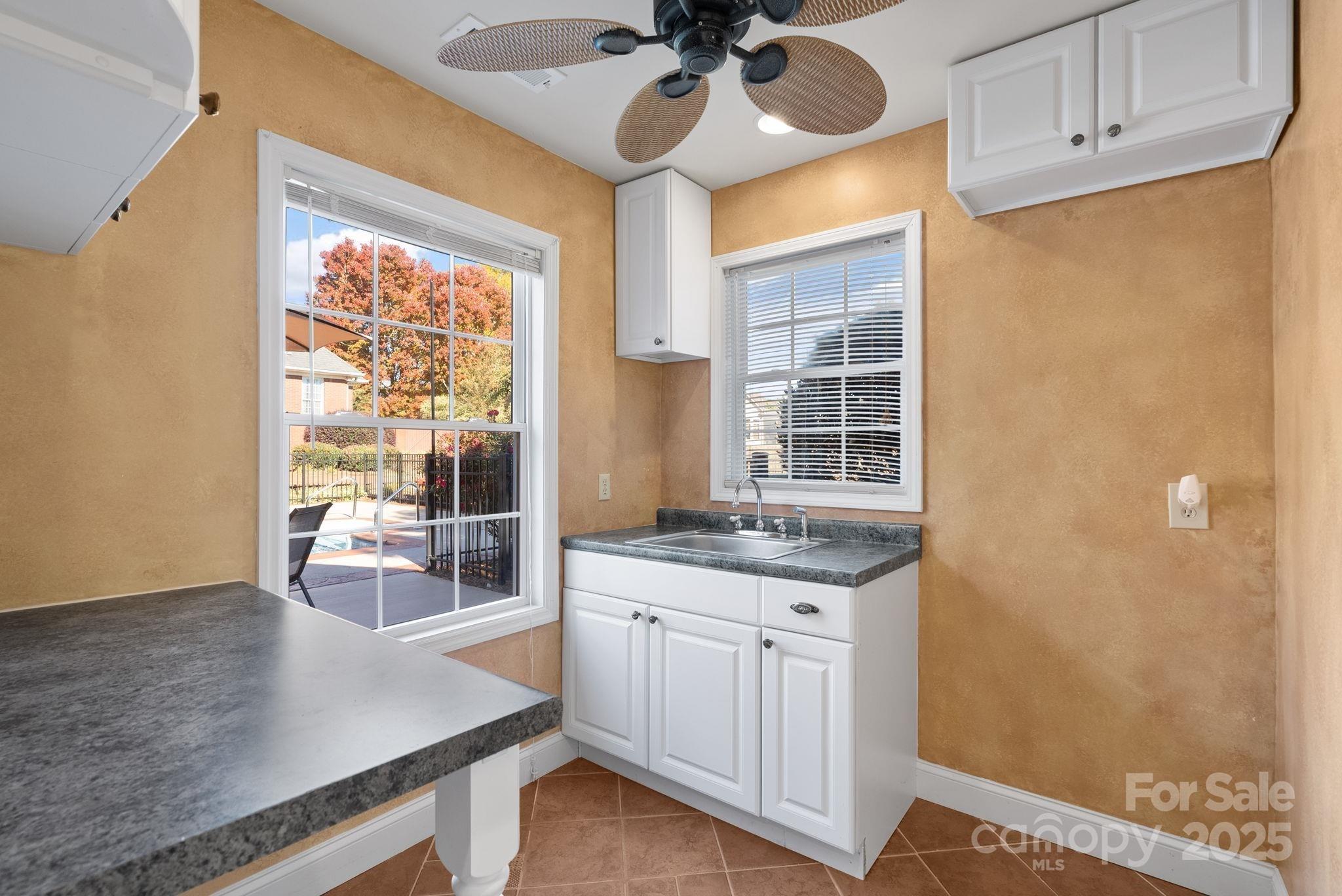 137 Clearcreek Drive