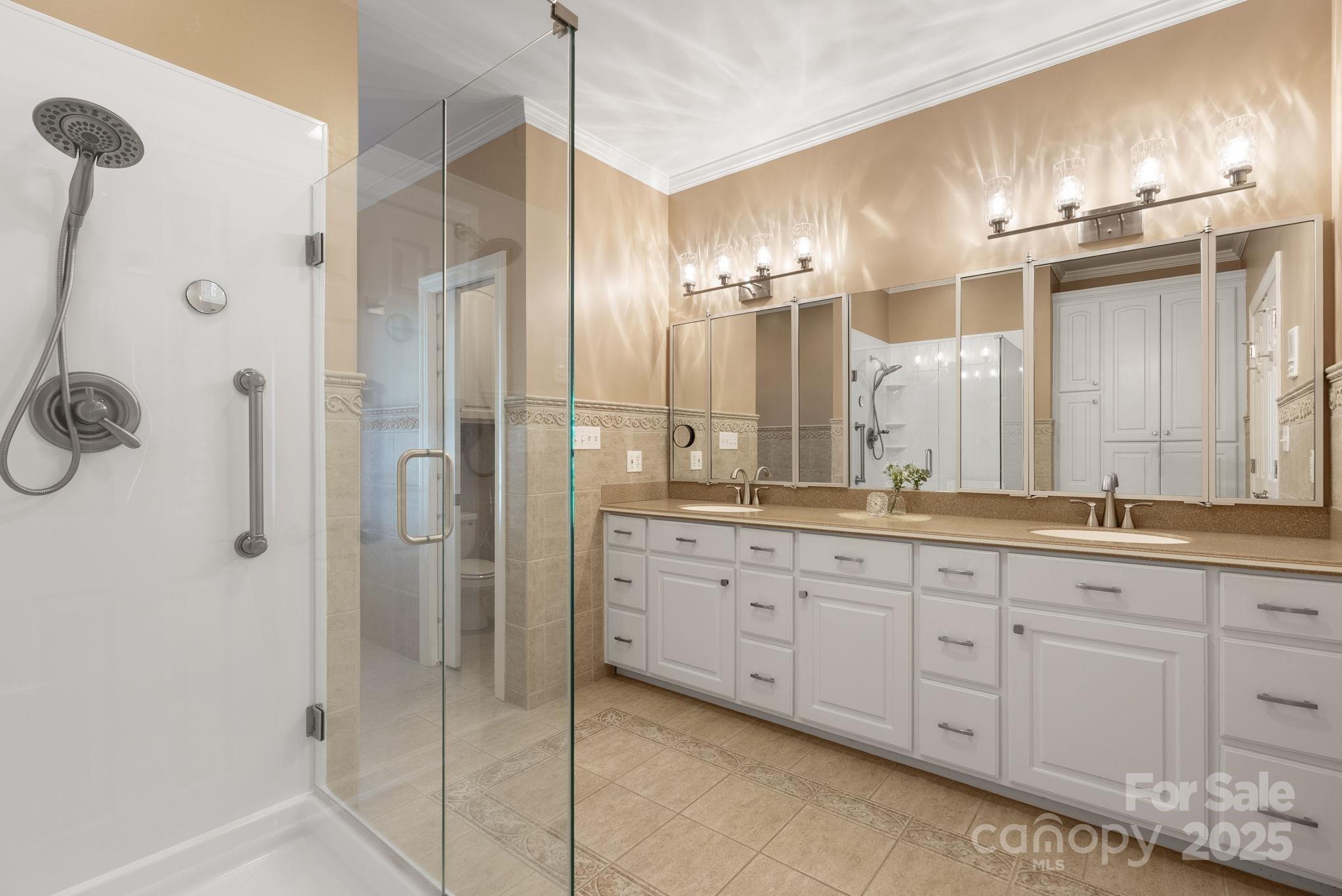 137 Clearcreek Drive