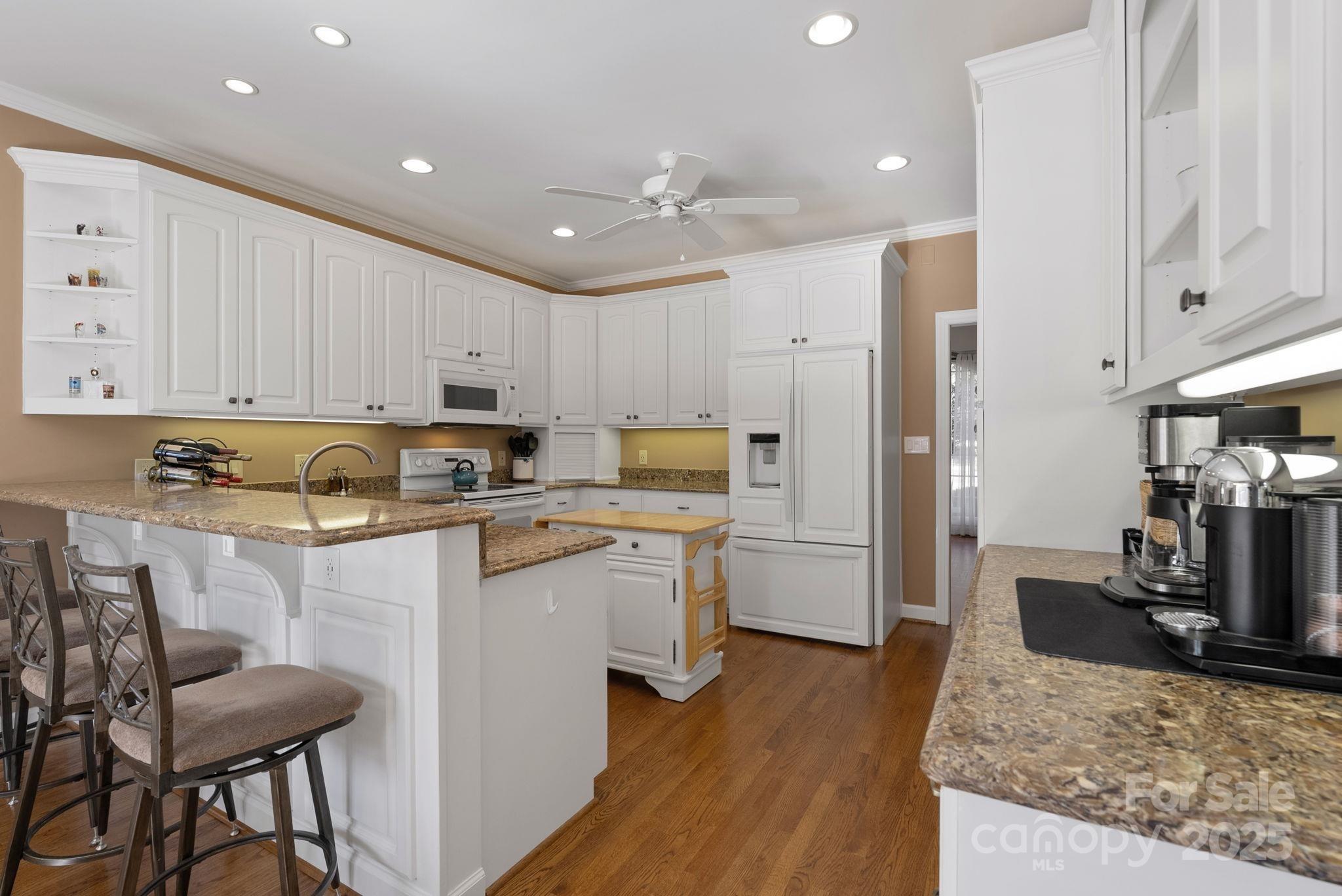 137 Clearcreek Drive