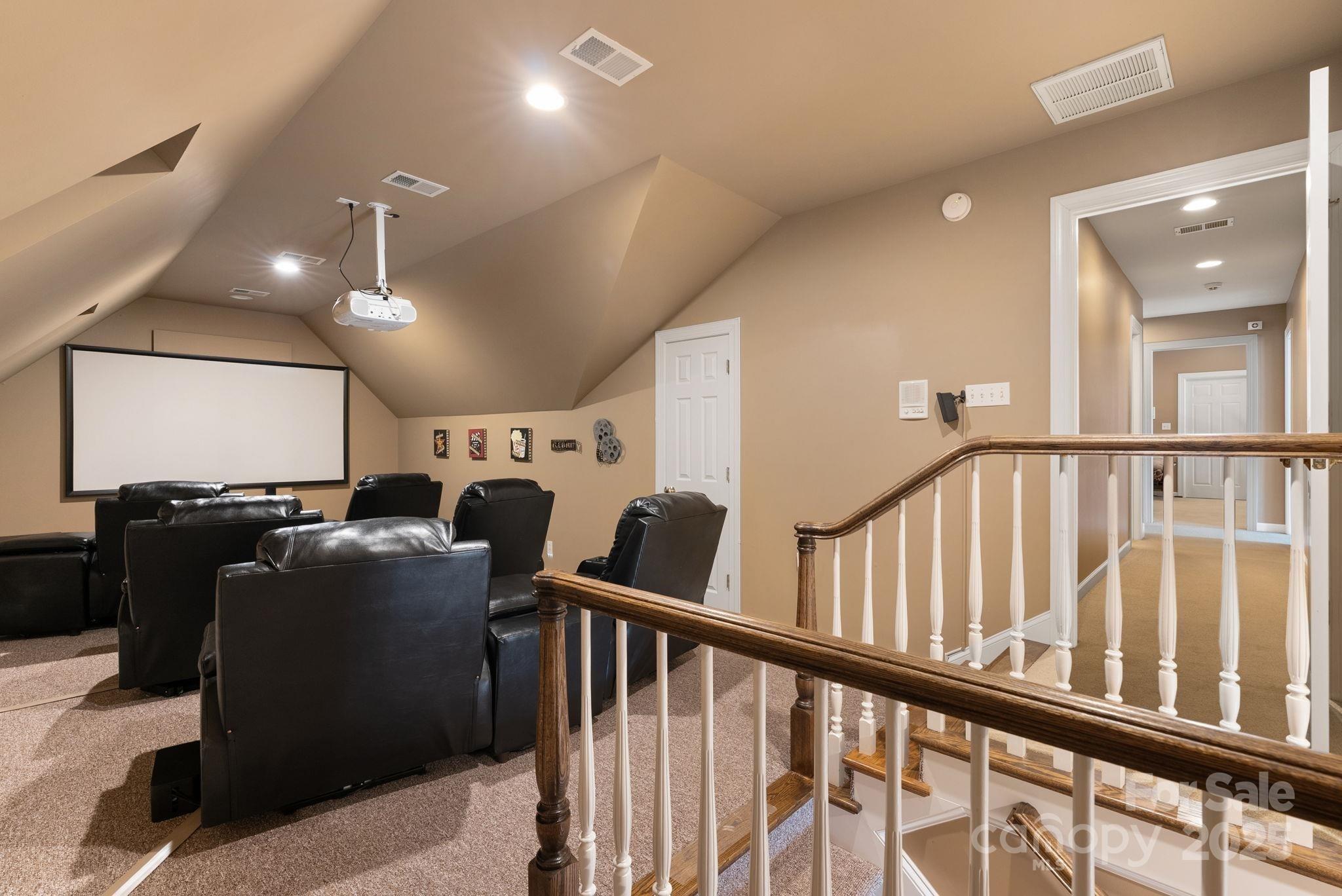 137 Clearcreek Drive